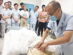 徐州市东方人民医院创新形式开展护士素质培训