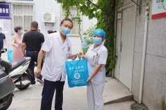 疫情无情人有情——徐矿总医院领导慰问抗疫一线职工