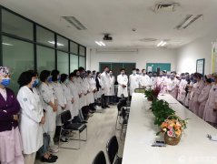 强化督导 规范管理——徐医附院领导深入临床科室参加早交班